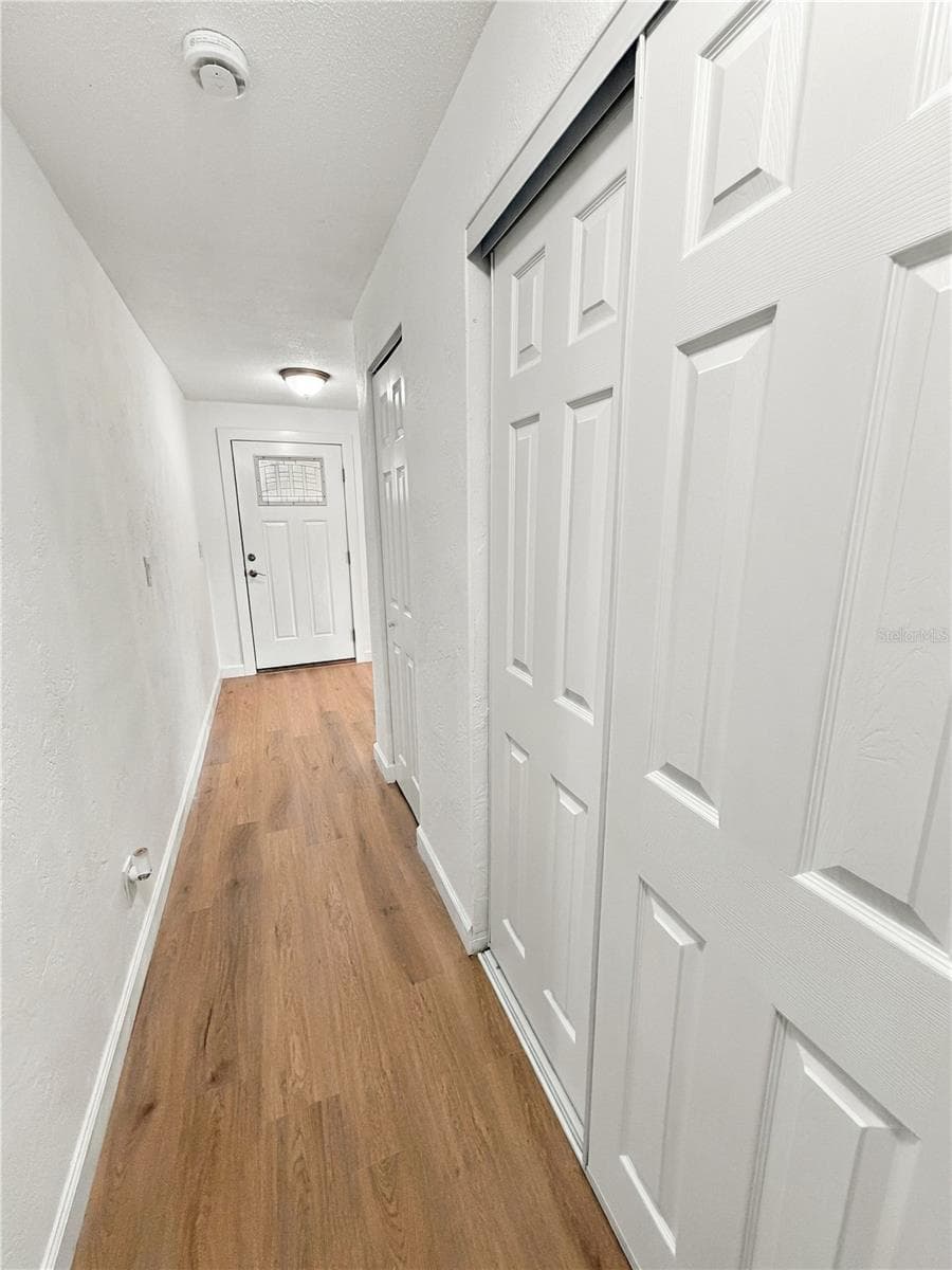 Foyer/Hall - 106 KENT CT, PORT ORANGE