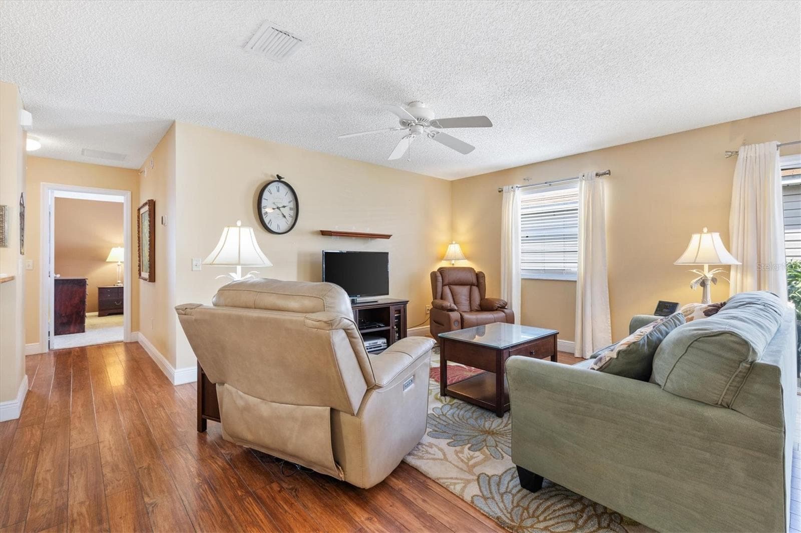 Villa at 2379 BATON PL, THE VILLAGES, photo 11 of 36