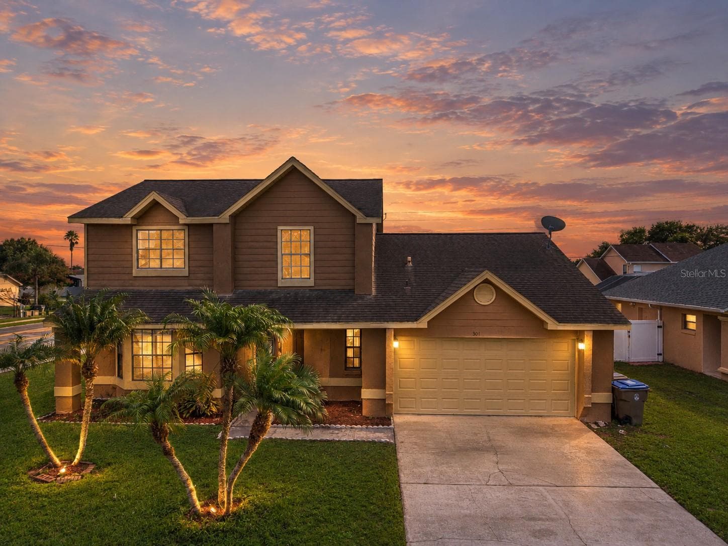 301 BLUE BAYOU DR