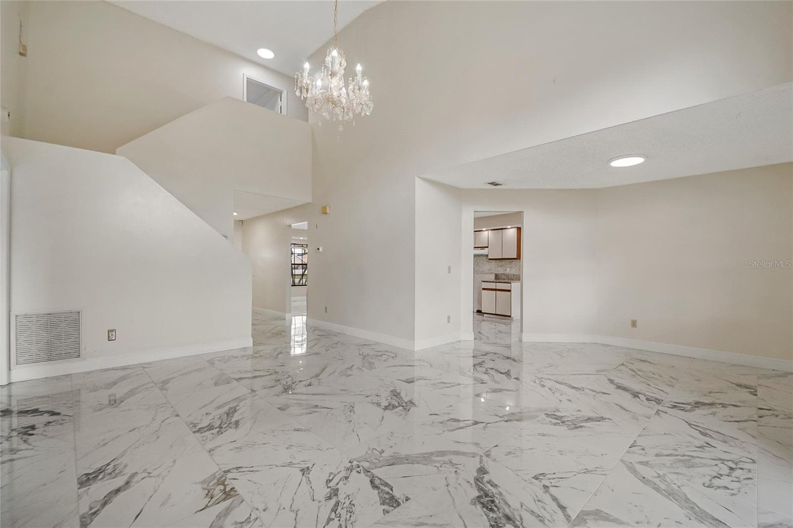 Single Family Residence at 301 BLUE BAYOU DR, KISSIMMEE, photo 20 of 44