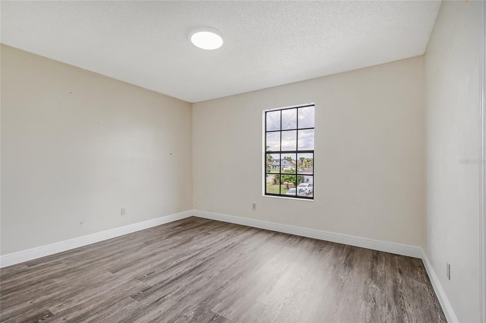 Single Family Residence at 301 BLUE BAYOU DR, KISSIMMEE, photo 31 of 44