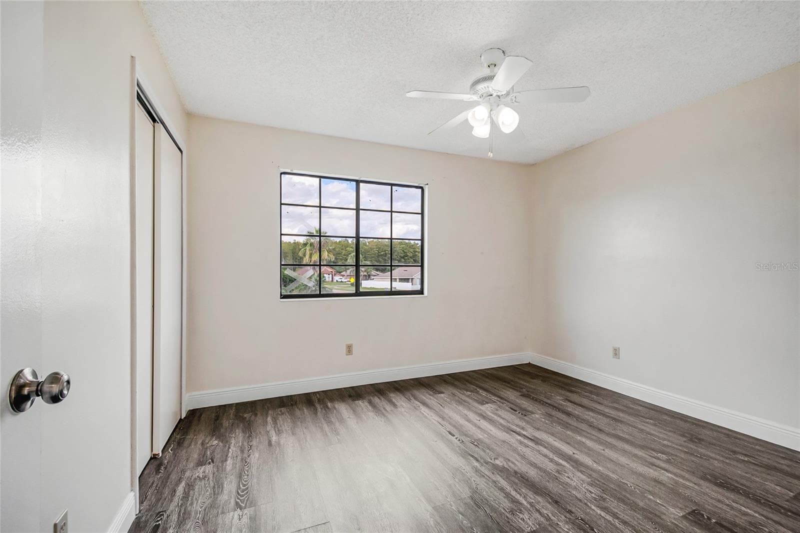 Single Family Residence at 301 BLUE BAYOU DR, KISSIMMEE, photo 34 of 44