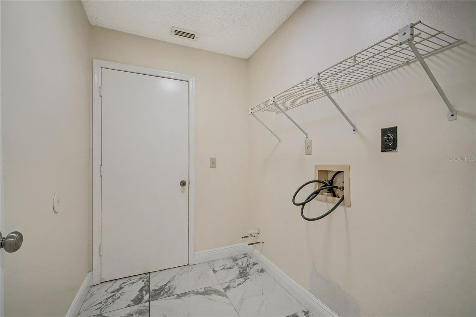 Single Family Residence at 301 BLUE BAYOU DR, KISSIMMEE, photo 40 of 44