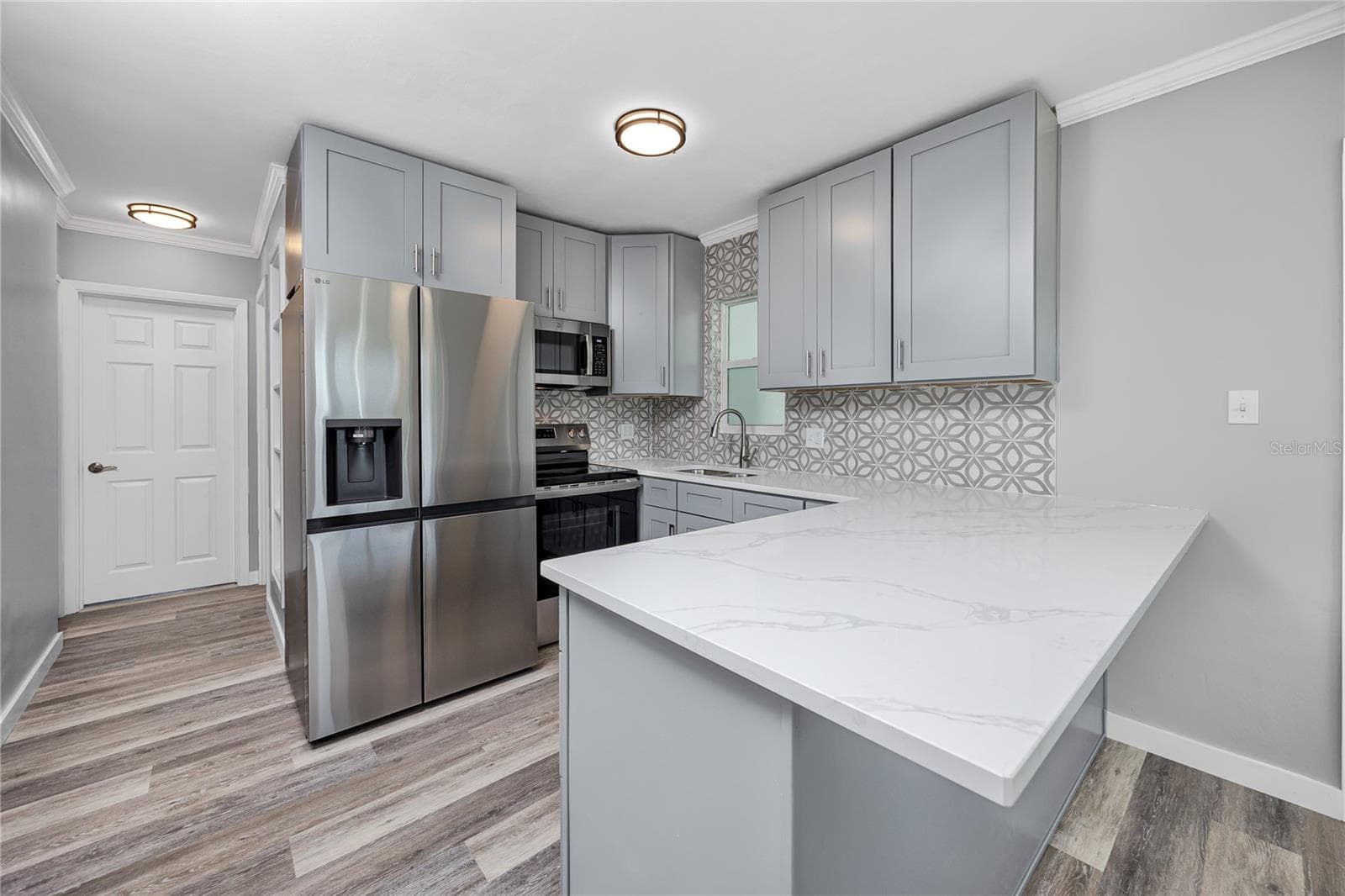 Single Family Residence at 6542 GEM LN, SEMINOLE, photo 16 of 35