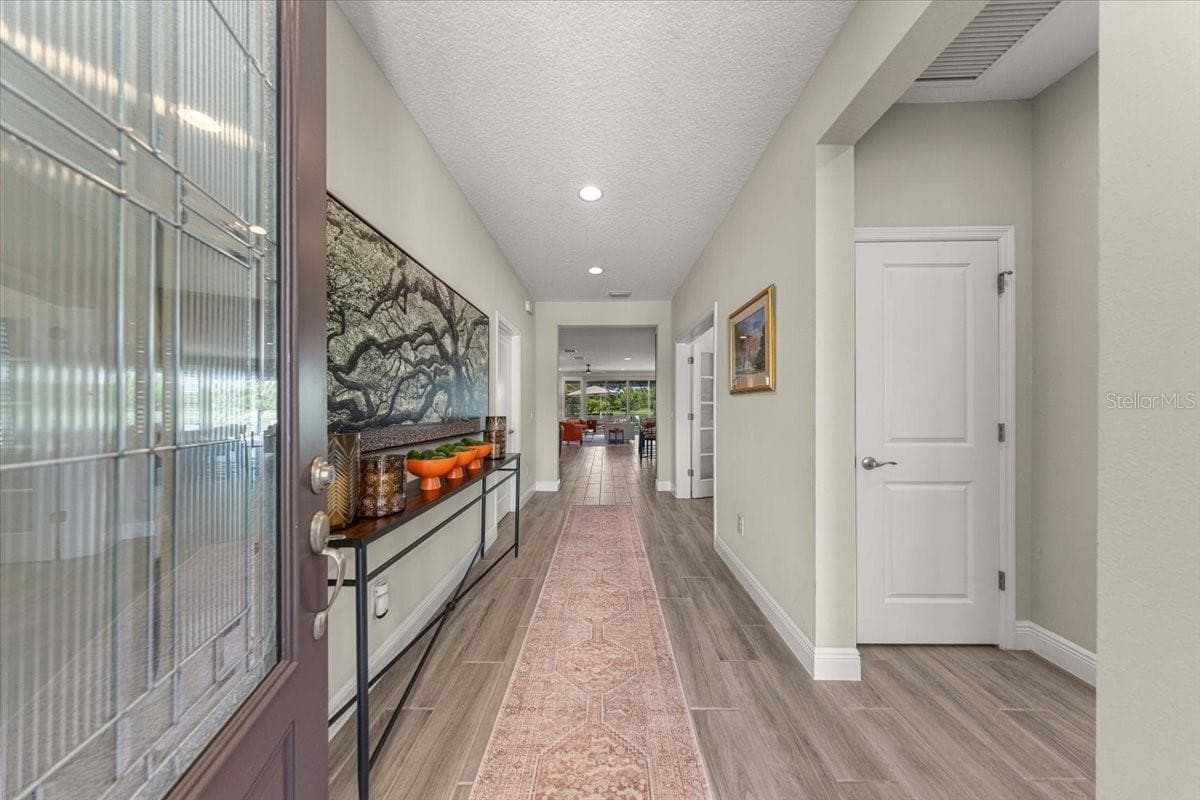 Foyer - 5179 NW 35TH LANE RD, OCALA