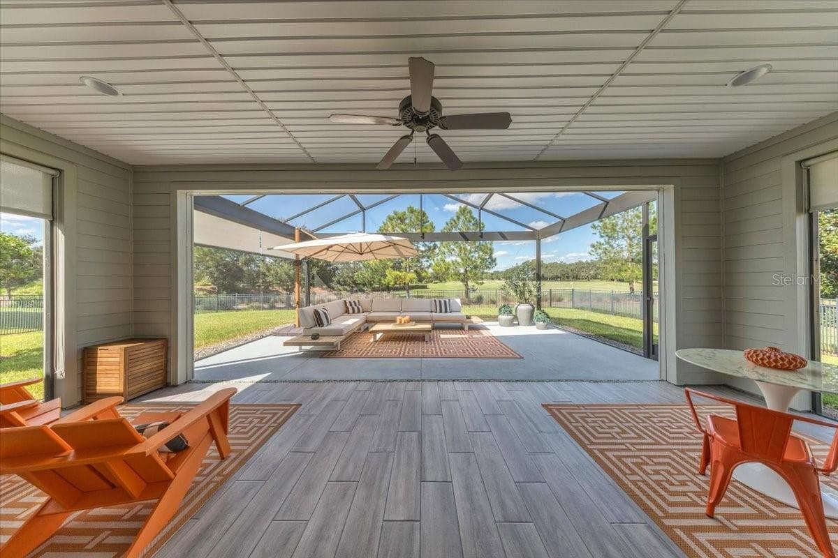 Large Screened Indoor/Outdoor Living Area - 5179 NW 35TH LANE RD, OCALA