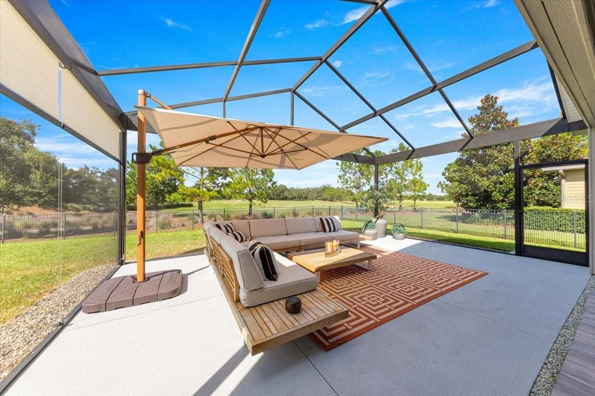 Large Screened Indoor/Outdoor Living Area - 5179 NW 35TH LANE RD, OCALA
