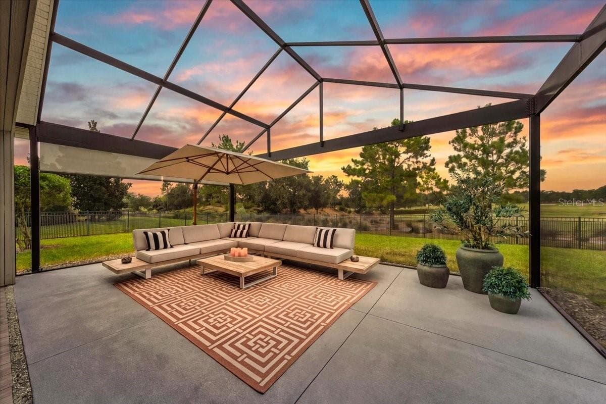 Large Screened Indoor/Outdoor Living Area - 5179 NW 35TH LANE RD, OCALA