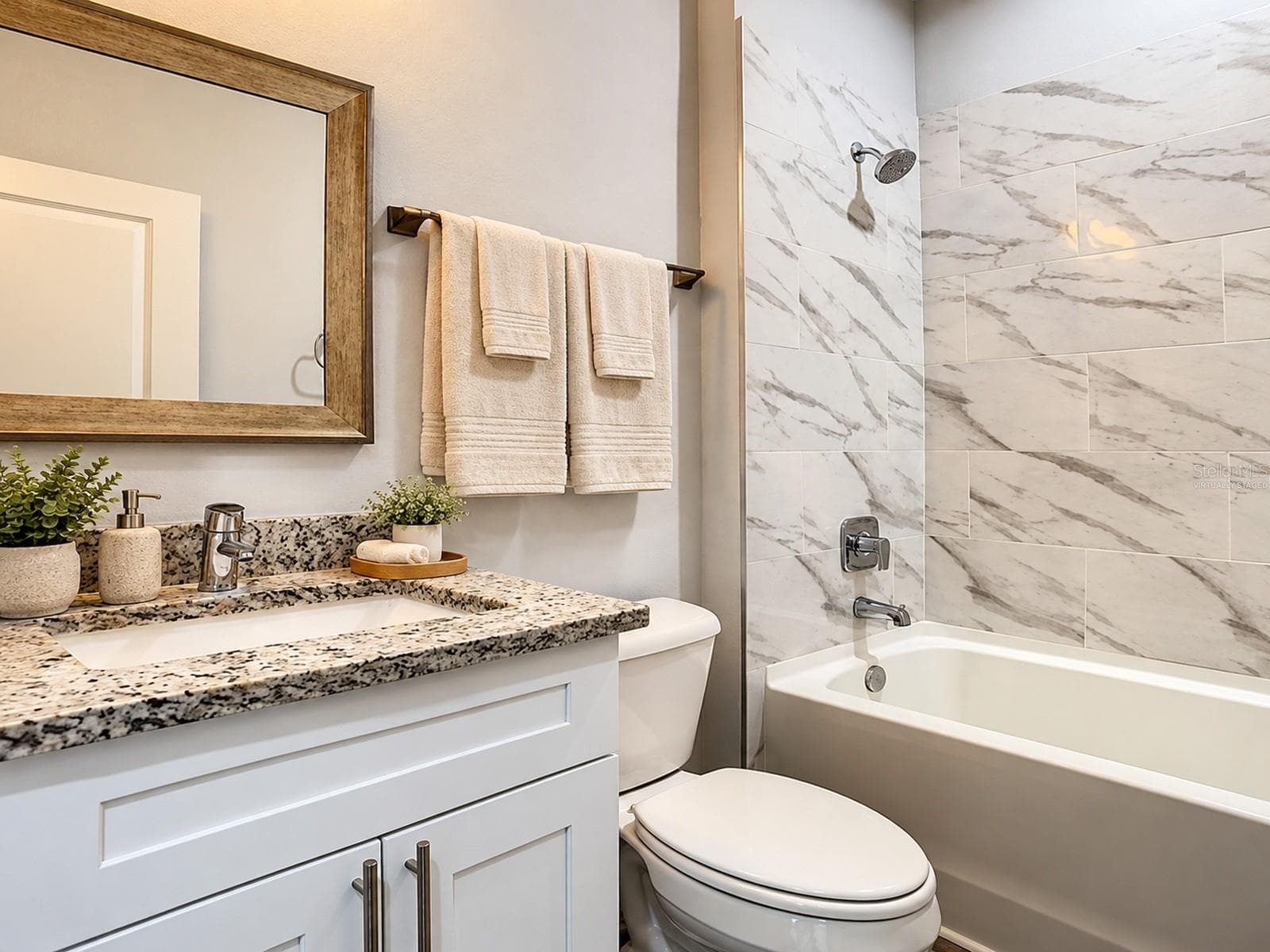 Virtually staged - 10149 CALUMET BLVD, PORT CHARLOTTE