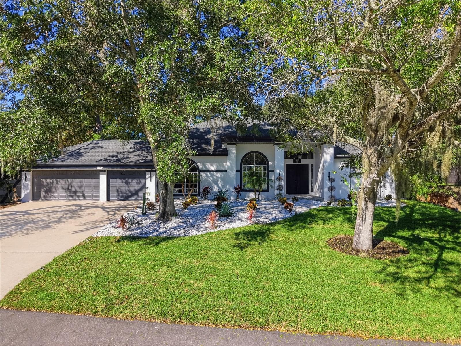 Single Family Residence at 1980 MAC GREGOR RD, TARPON SPRINGS, photo 2 of 74