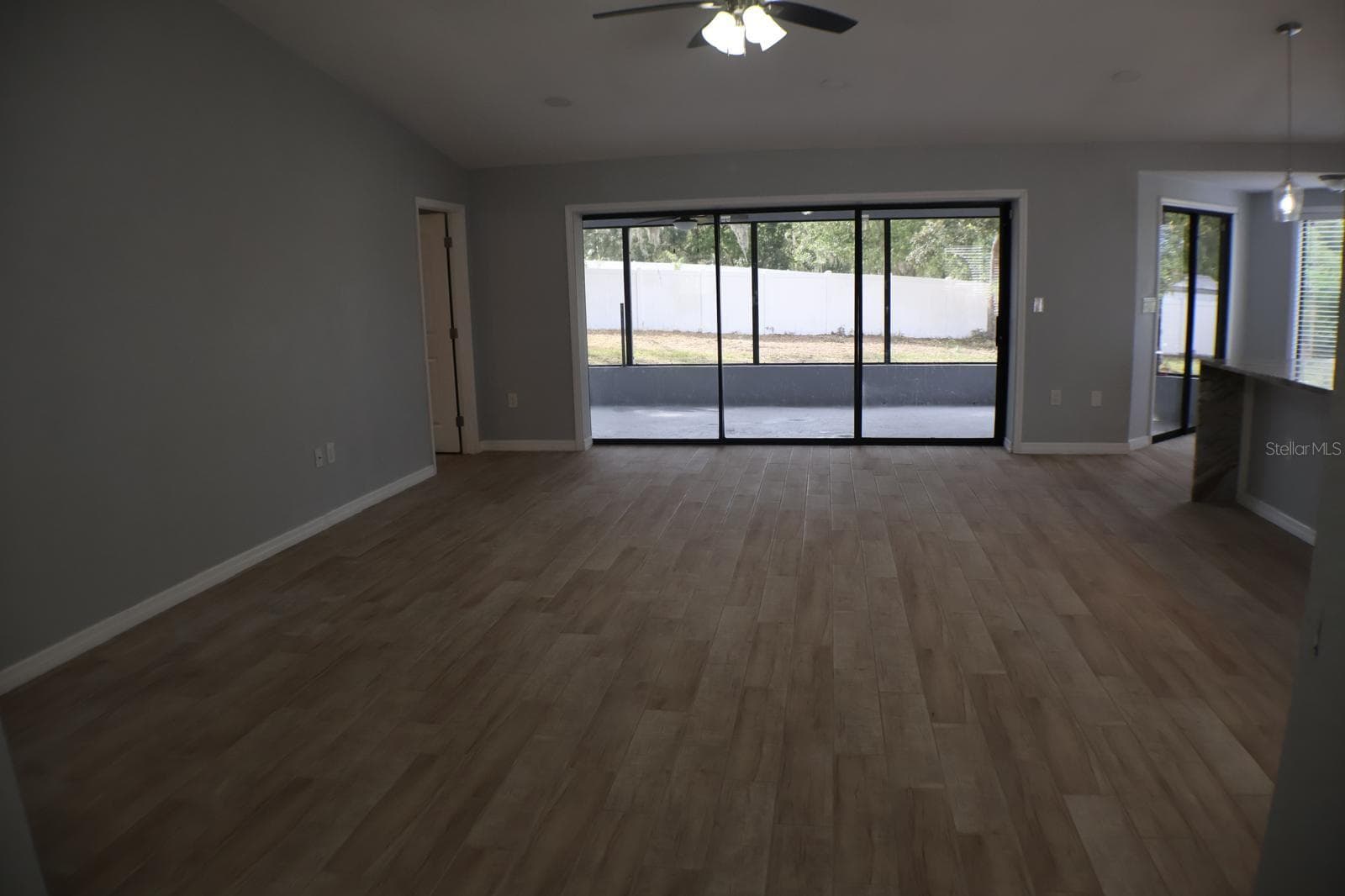 Single Family Residence at 13365 DRAYTON DR, SPRING HILL, photo 2 of 14