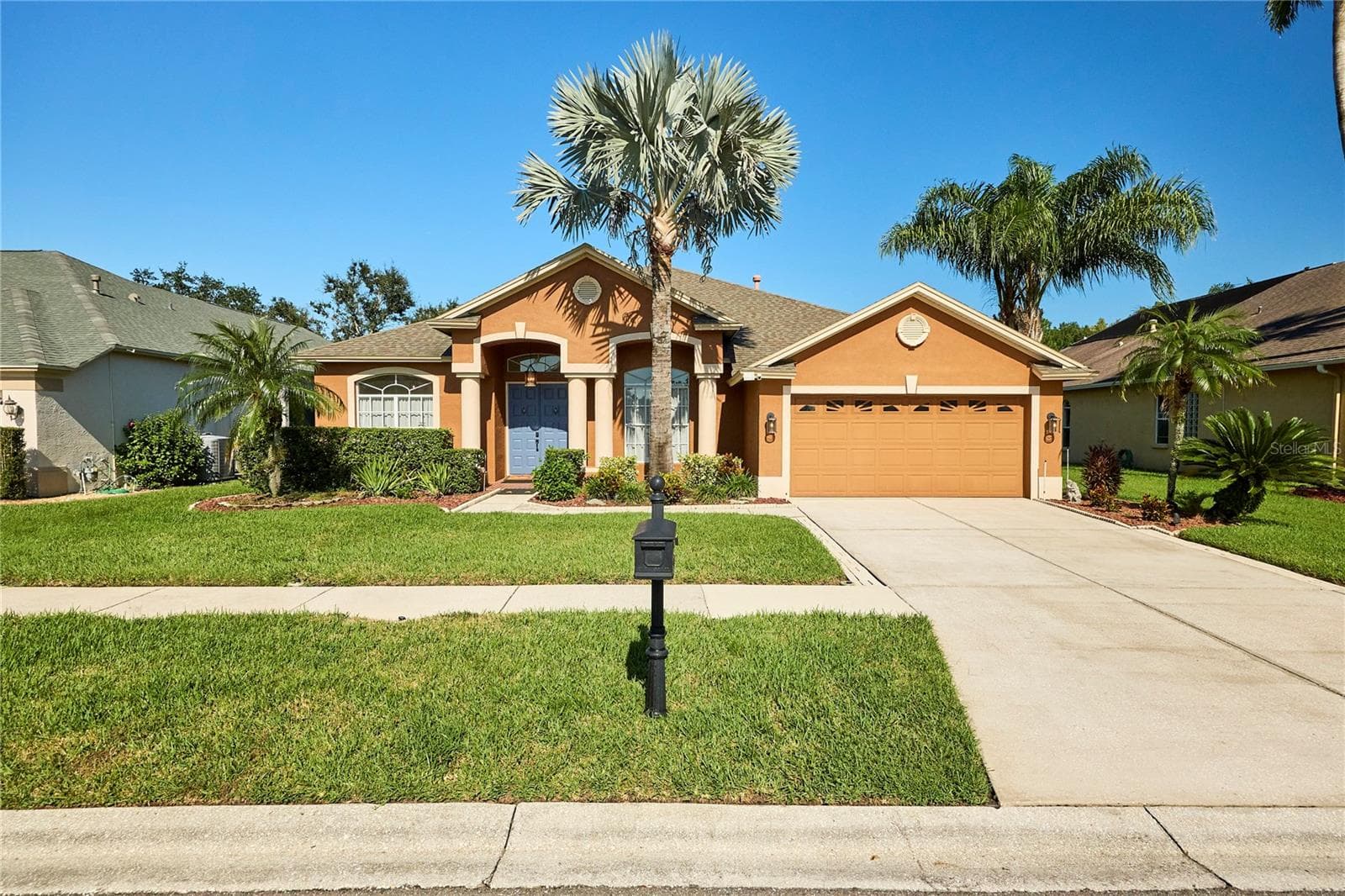 18016 ROYAL FOREST DR