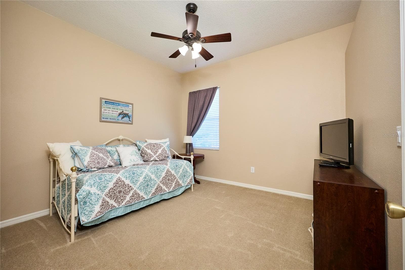 Single Family Residence at 18016 ROYAL FOREST DR, TAMPA, photo 45 of 71