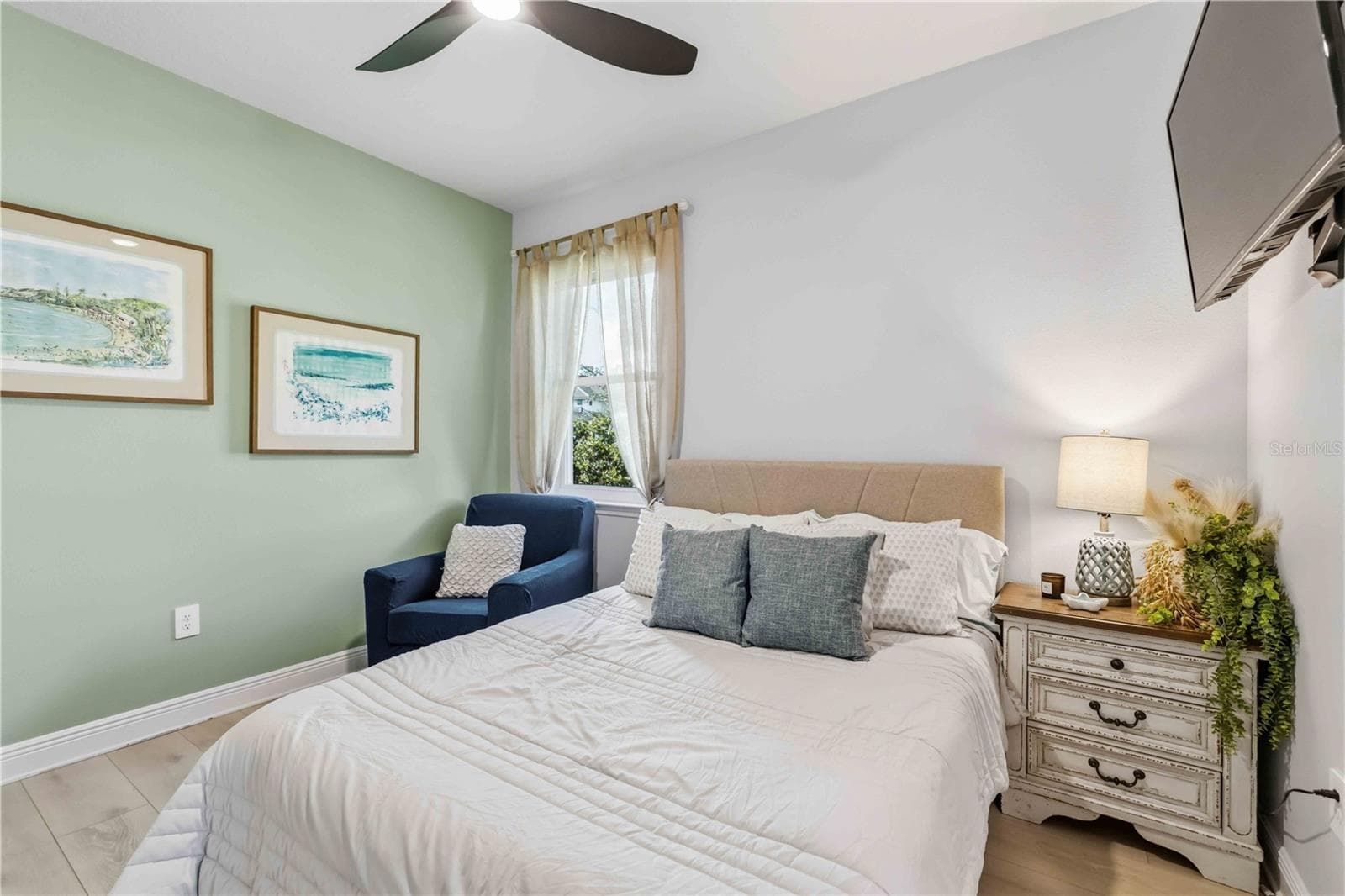 guest bedroom 2 - 17604 BARLEY DR, LAKEWOOD RANCH