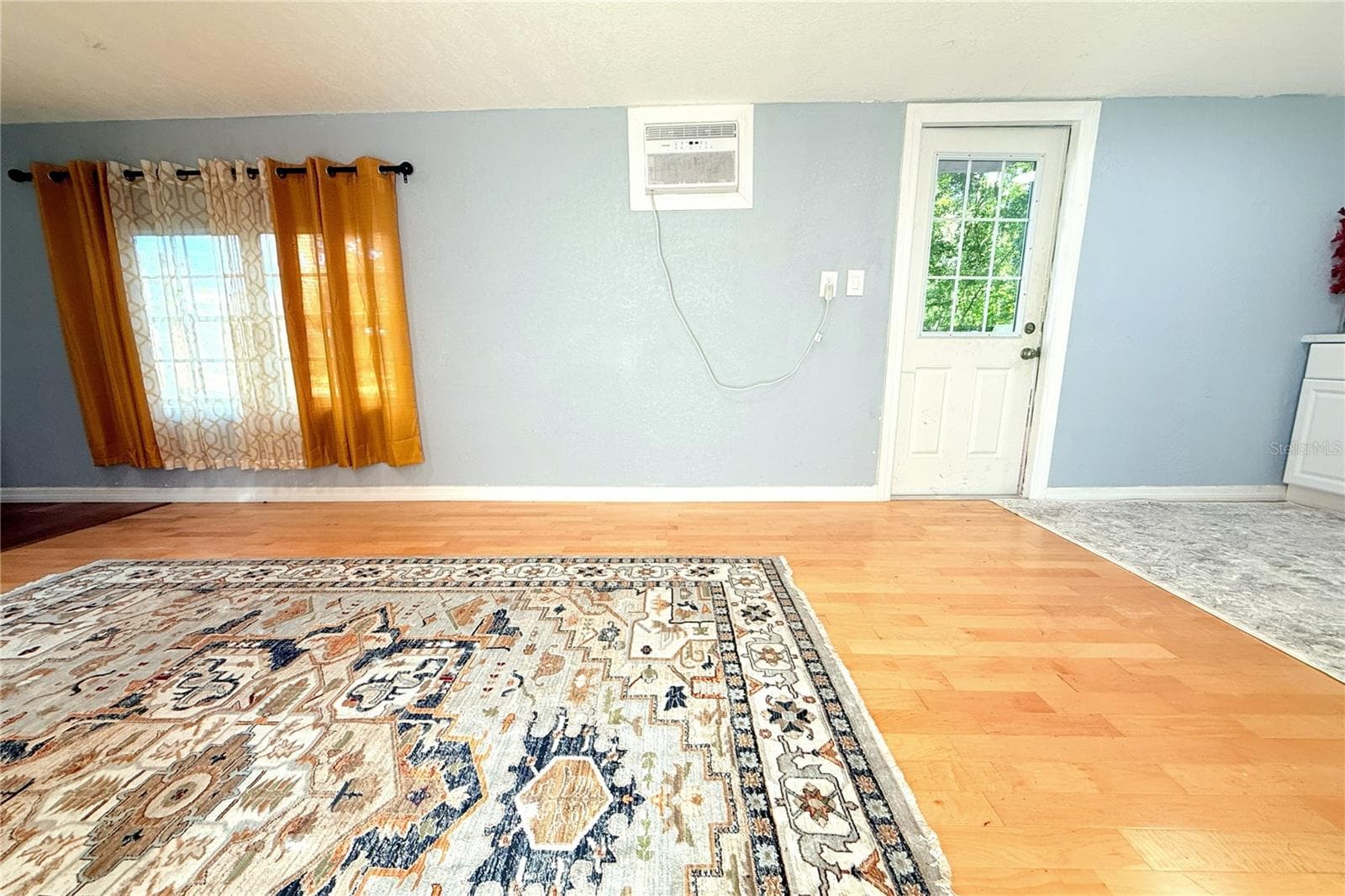 LIVING/ DINING - 6905 AZLEE AVE, NEW PORT RICHEY
