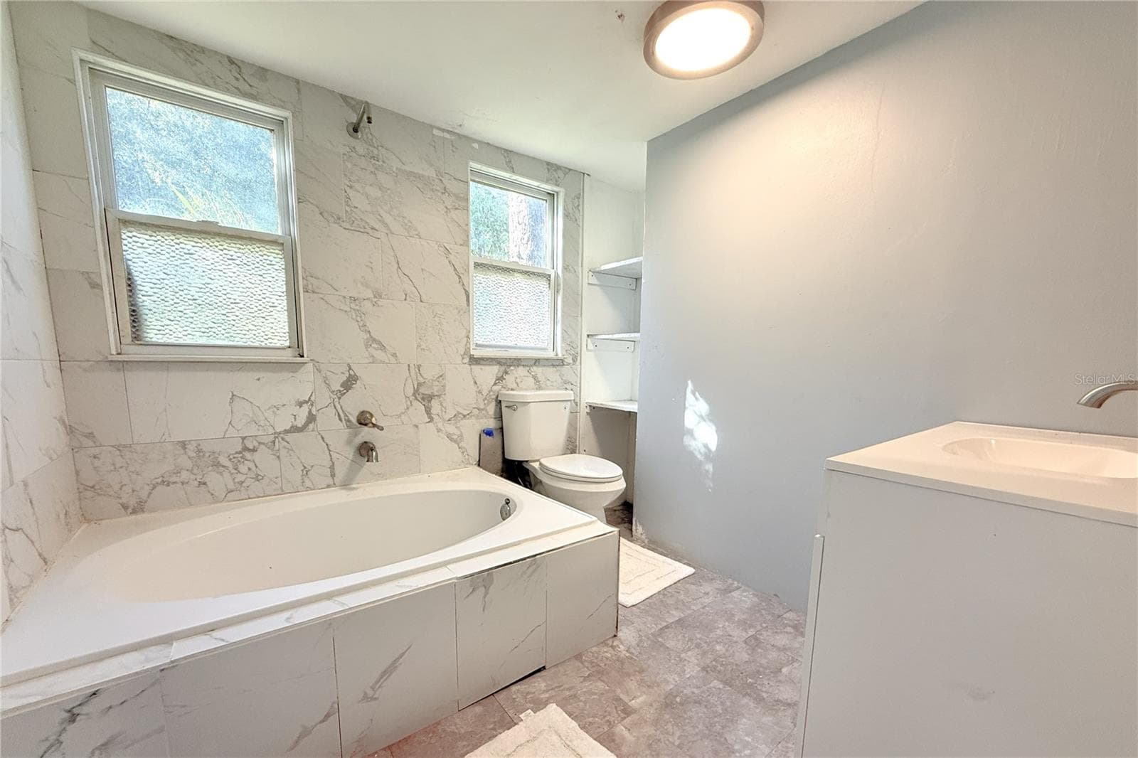 BATHROOM - 6905 AZLEE AVE, NEW PORT RICHEY