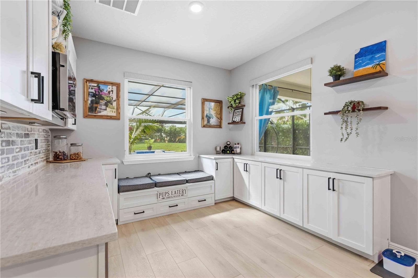 extended kitchen featuring storage, built-in cubbies/seating - 17604 BARLEY DR, LAKEWOOD RANCH