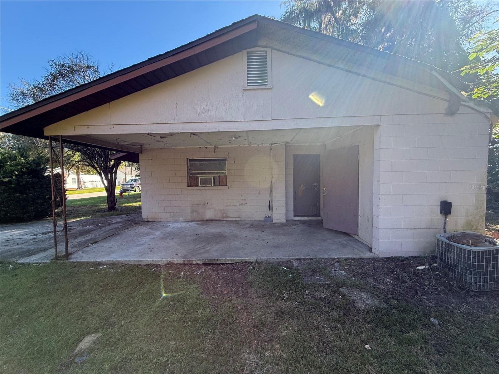 Single Family Residence at 2200 SW 2ND ST, OCALA, photo 3 of 16