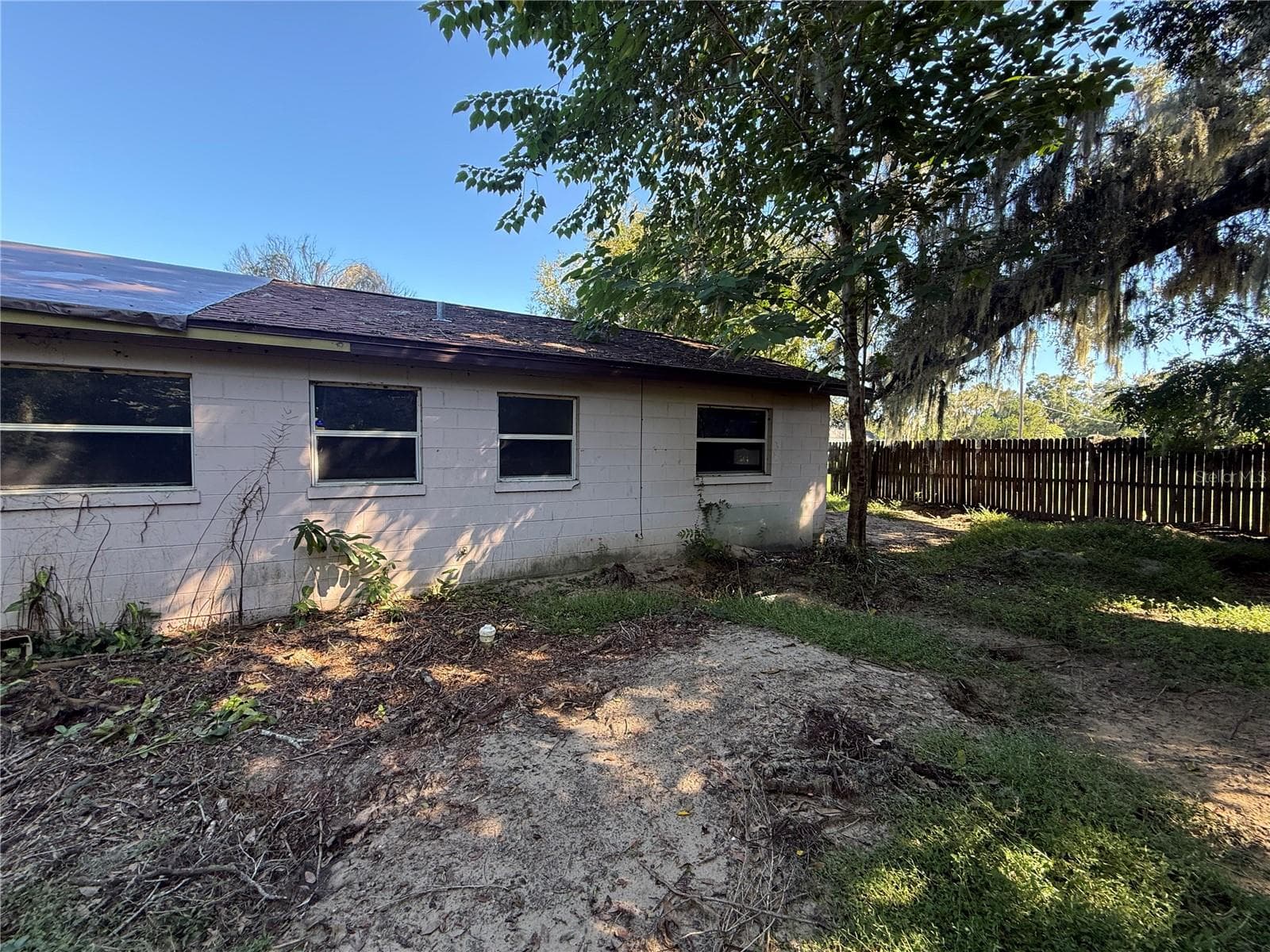 Single Family Residence at 2200 SW 2ND ST, OCALA, photo 5 of 16