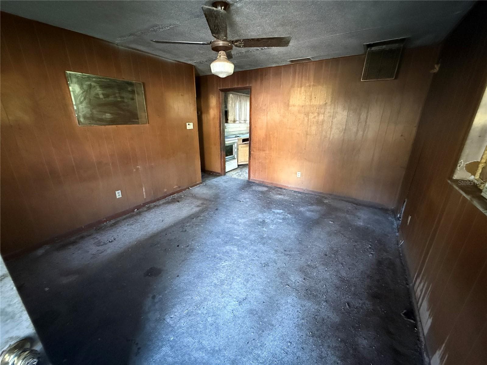 Single Family Residence at 2200 SW 2ND ST, OCALA, photo 9 of 16
