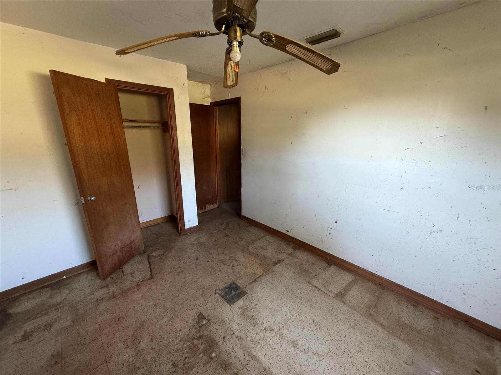 Single Family Residence at 2200 SW 2ND ST, OCALA, photo 15 of 16