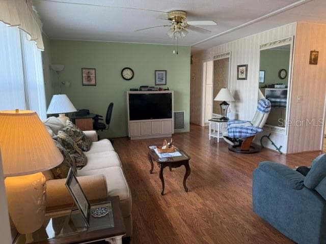 Living Room - 3412 OAKWOOD BLVD N, SARASOTA