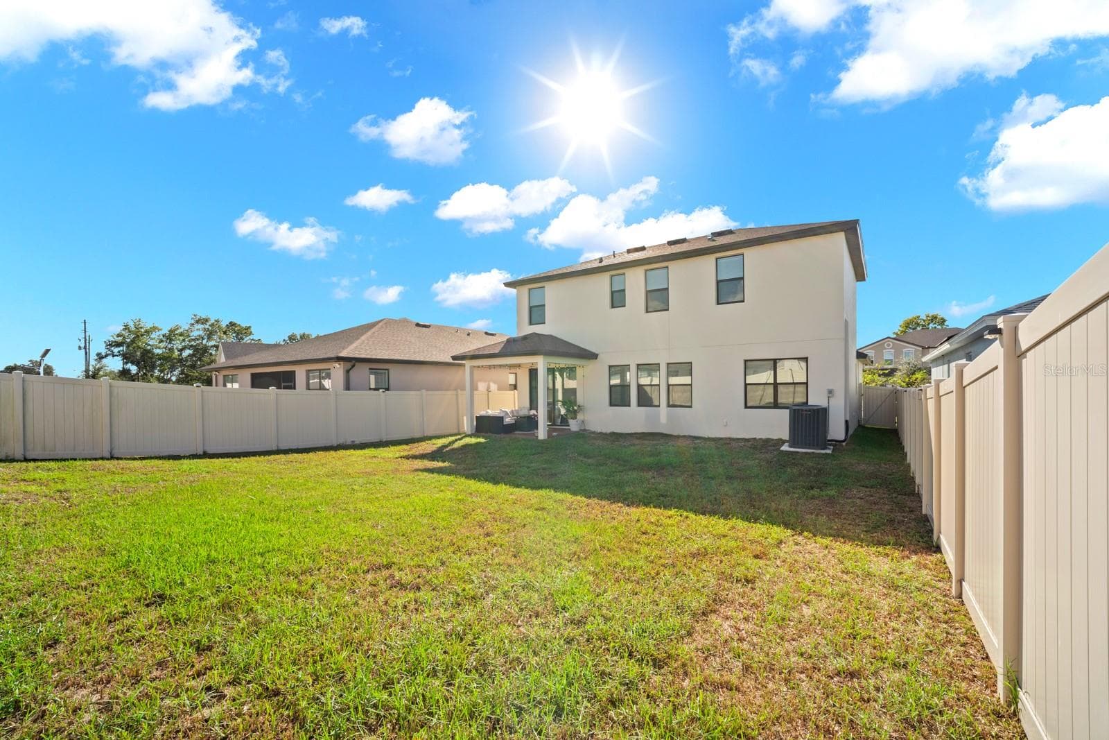Single Family Residence at 82 HILLSHIRE PL, SPRING HILL, photo 14 of 33