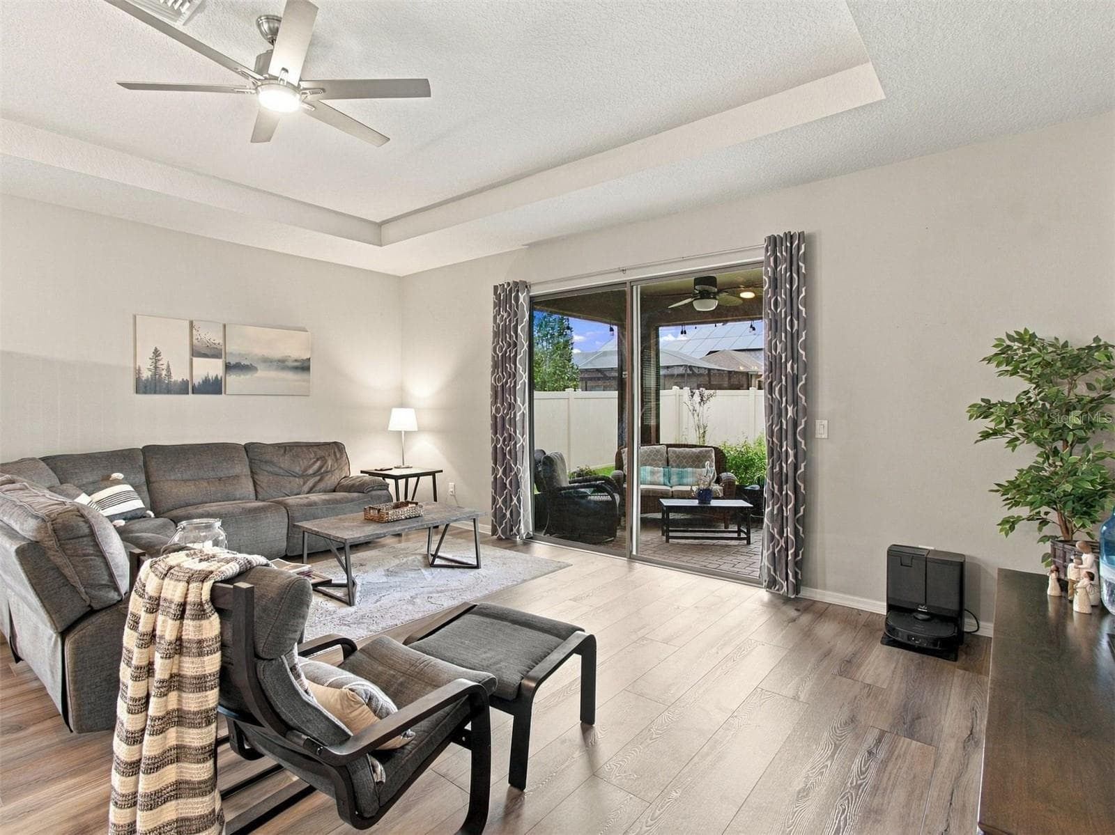 Single Family Residence at 5008 LAUREL CREEK PL, RIVERVIEW, photo 11 of 42