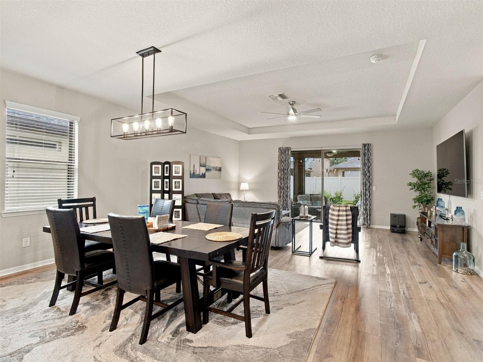 Single Family Residence at 5008 LAUREL CREEK PL, RIVERVIEW, photo 13 of 42