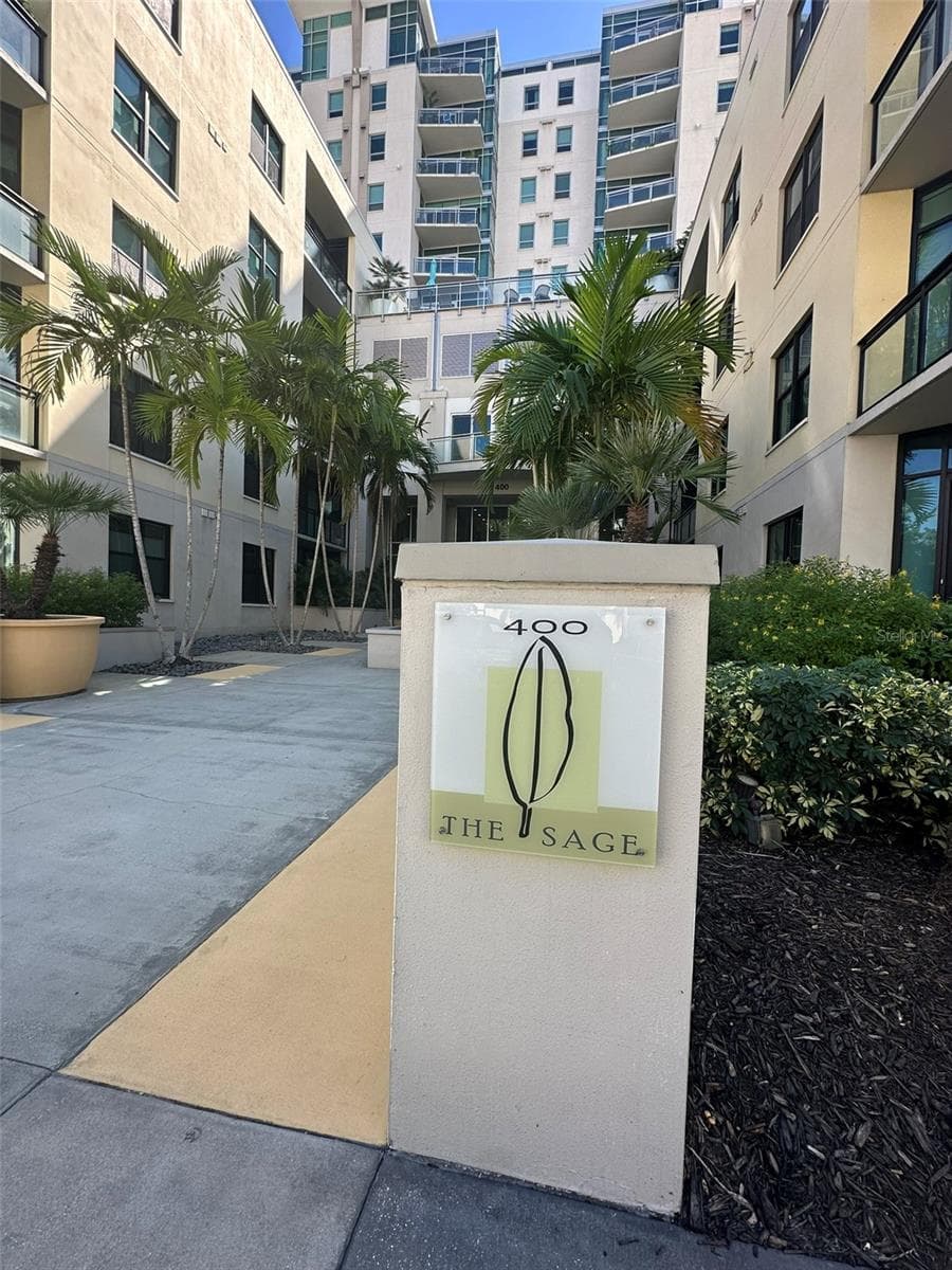 Condominium at 400 4TH AVE S #1207, ST PETERSBURG, photo 2 of 56