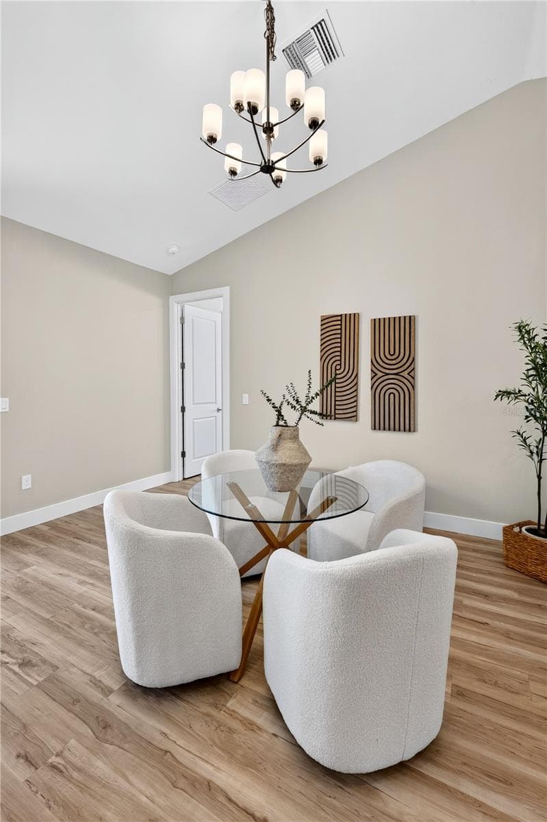 Single Family Residence at 1522 SAWYERWOOD AVE, ORLANDO, photo 8 of 28