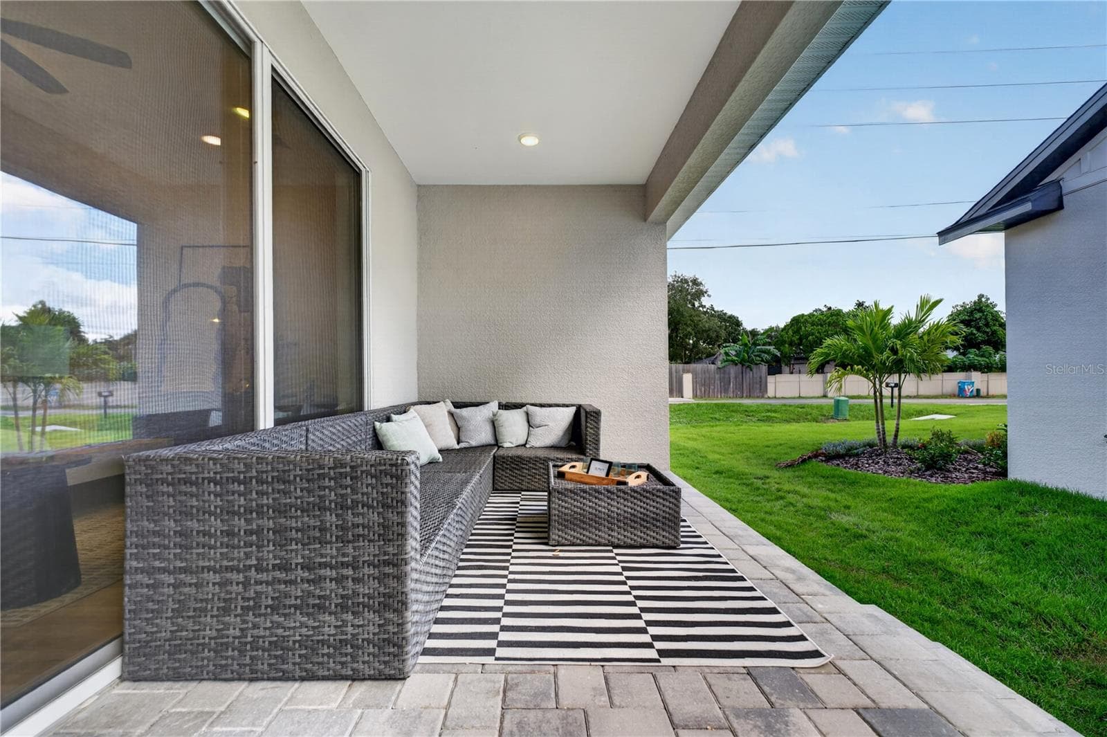 Single Family Residence at 1522 SAWYERWOOD AVE, ORLANDO, photo 24 of 28