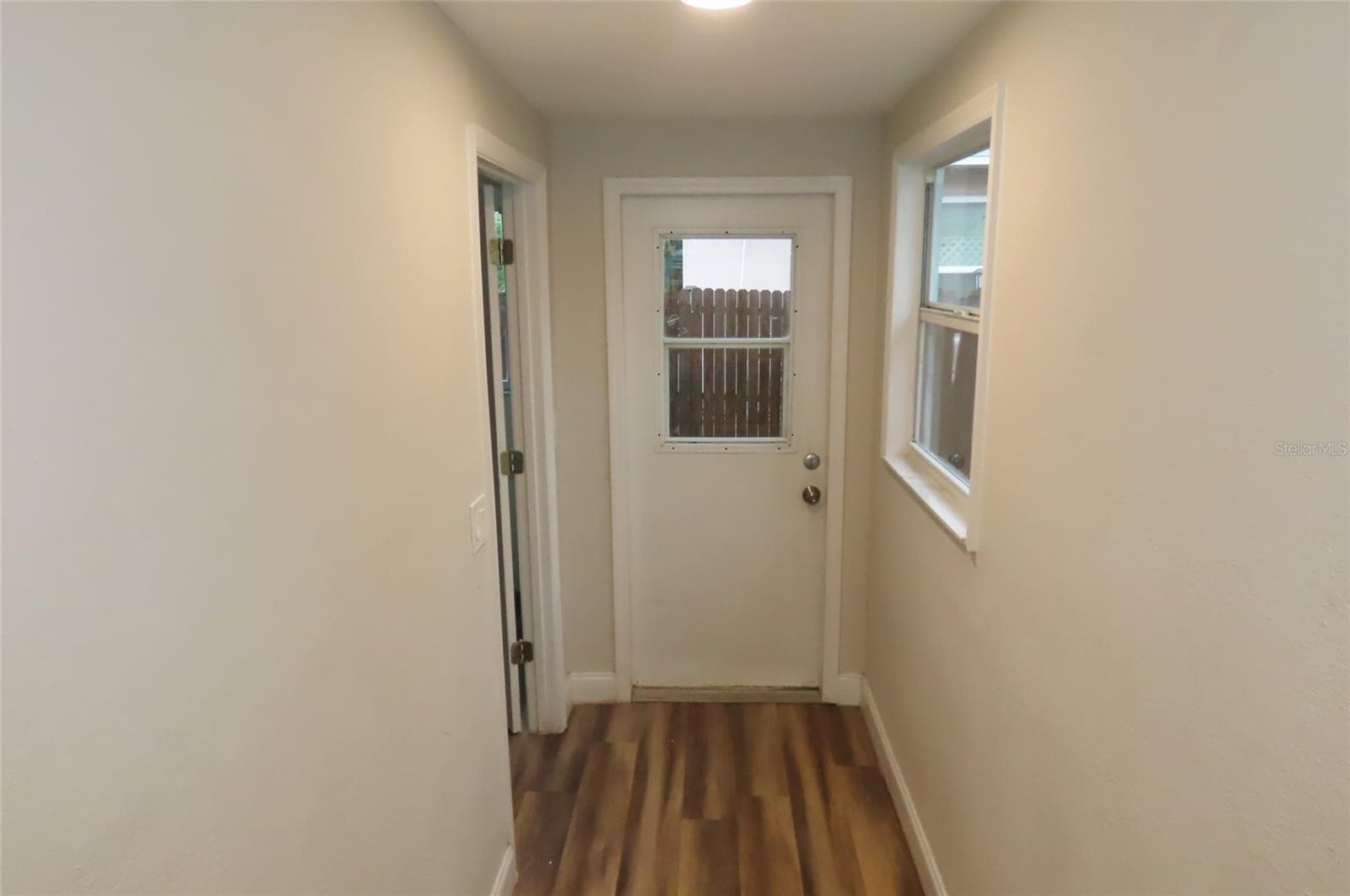 Single Family Residence at 101 N GLENWOOD AVE, CLEARWATER, photo 28 of 60