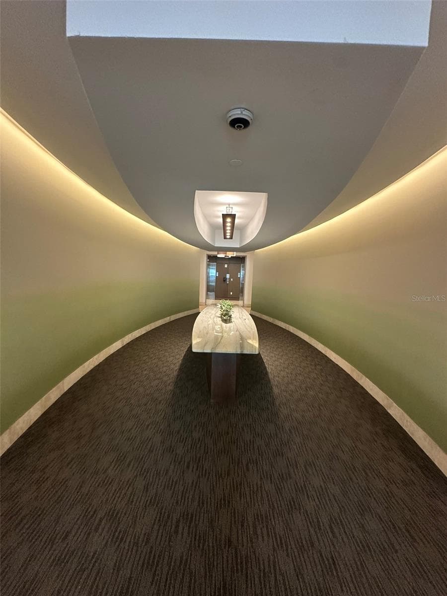 Condominium at 400 4TH AVE S #1207, ST PETERSBURG, photo 7 of 56