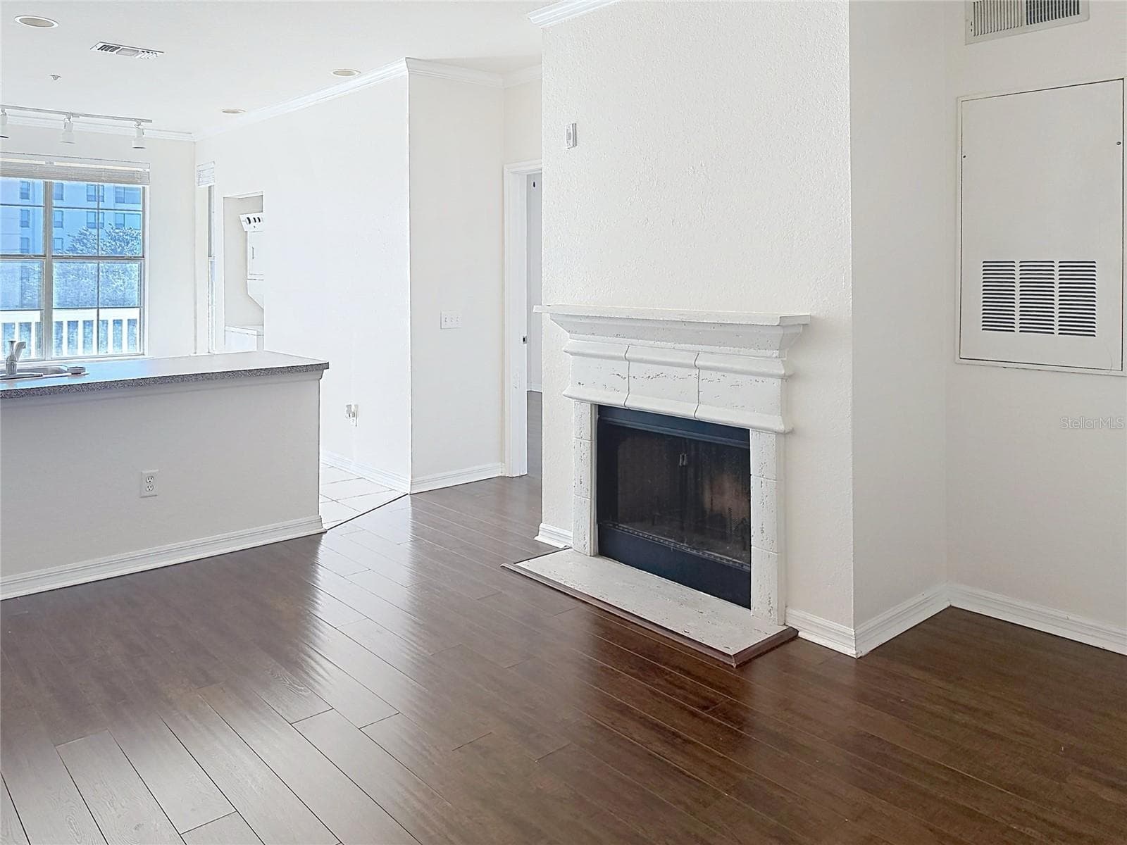 Condominium at 860 N ORANGE AVE #401, ORLANDO, photo 6 of 20