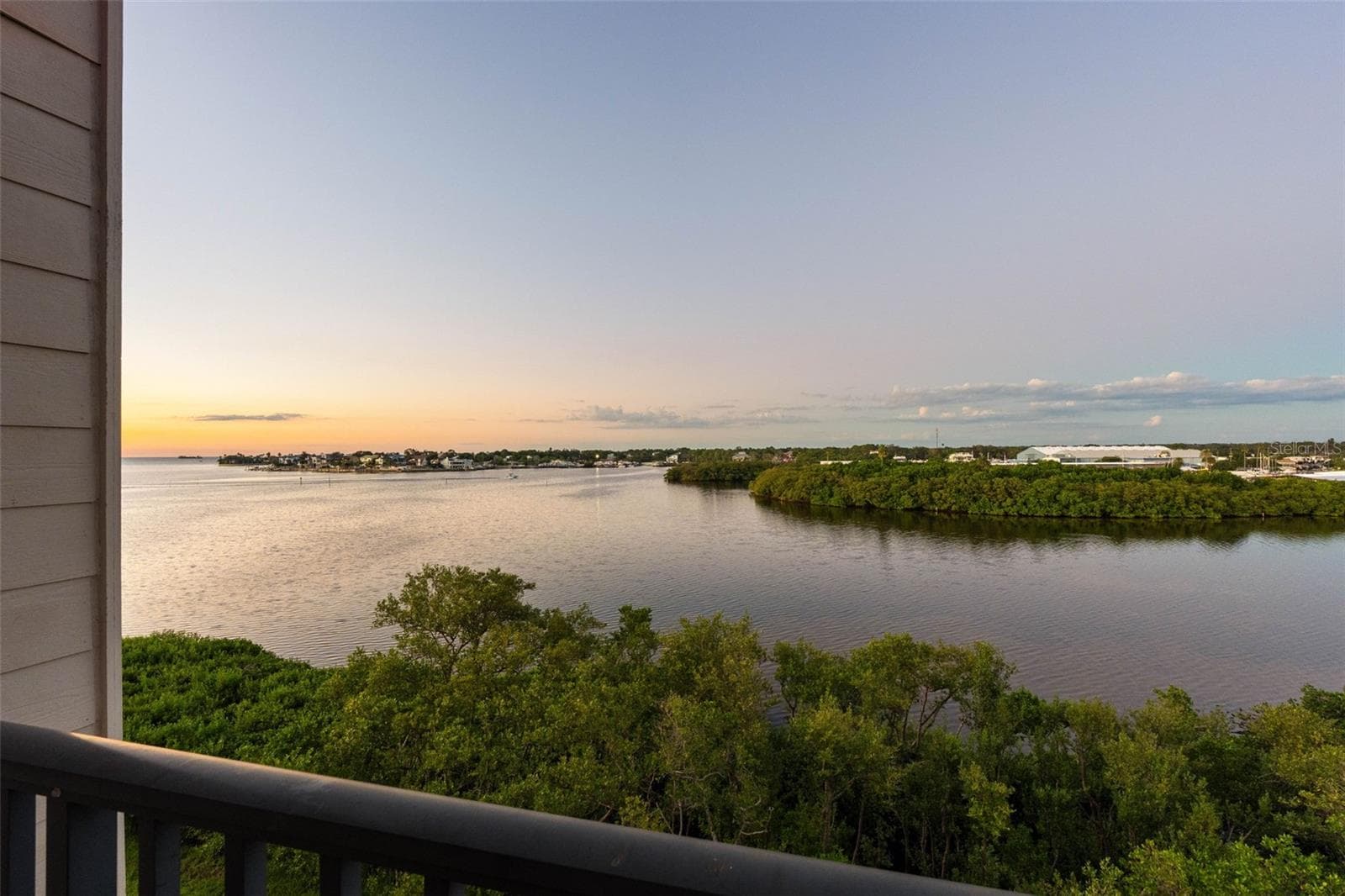 Condominium at 2700 BAYSHORE BLVD #9405, DUNEDIN, photo 3 of 47