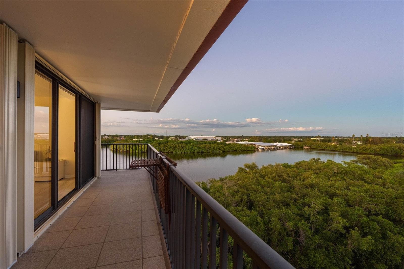 Condominium at 2700 BAYSHORE BLVD #9405, DUNEDIN, photo 4 of 47