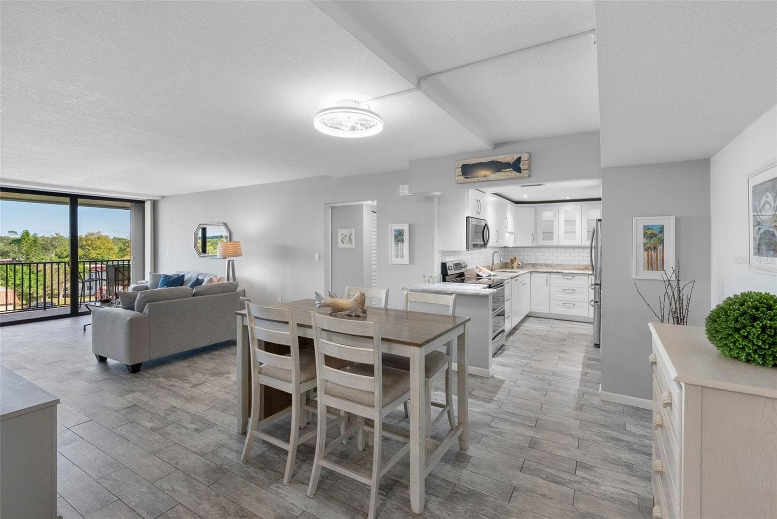 Condominium at 2700 BAYSHORE BLVD #9405, DUNEDIN, photo 6 of 47