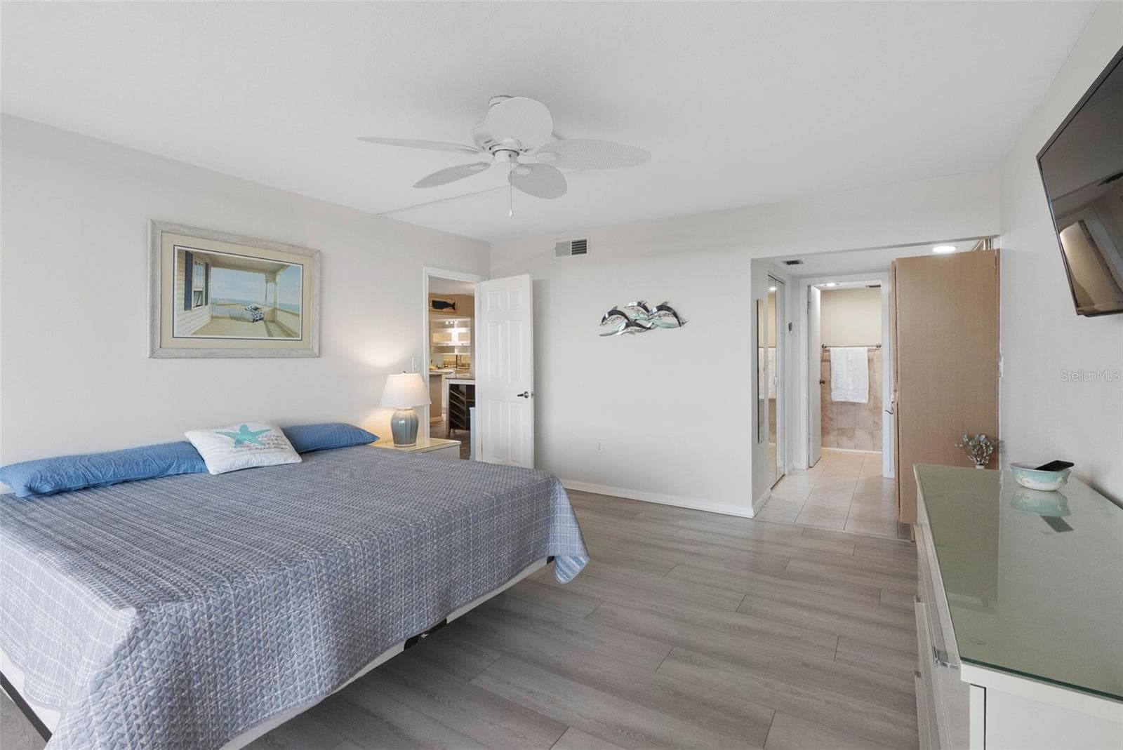 Condominium at 2700 BAYSHORE BLVD #9405, DUNEDIN, photo 15 of 47