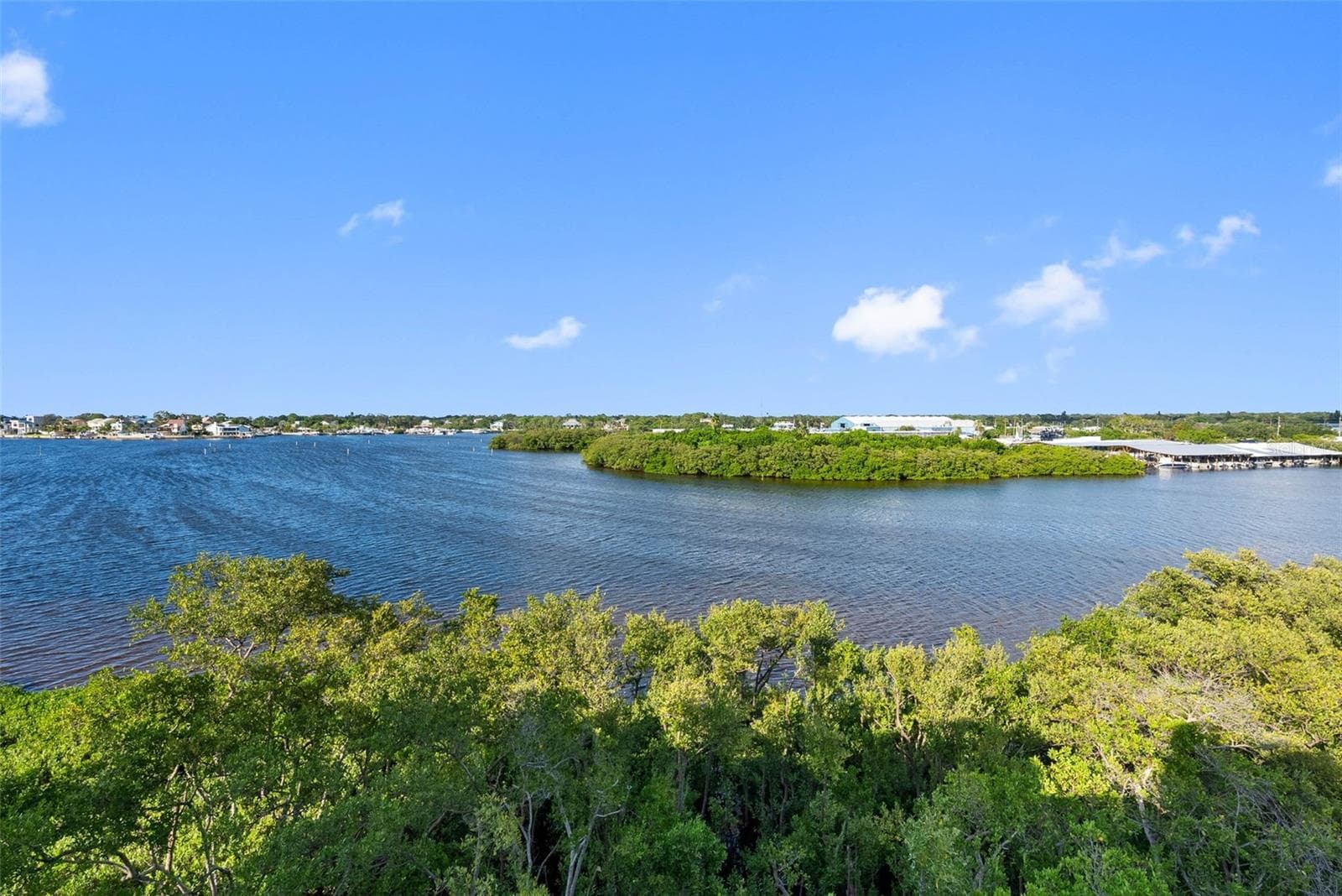 Condominium at 2700 BAYSHORE BLVD #9405, DUNEDIN, photo 20 of 47
