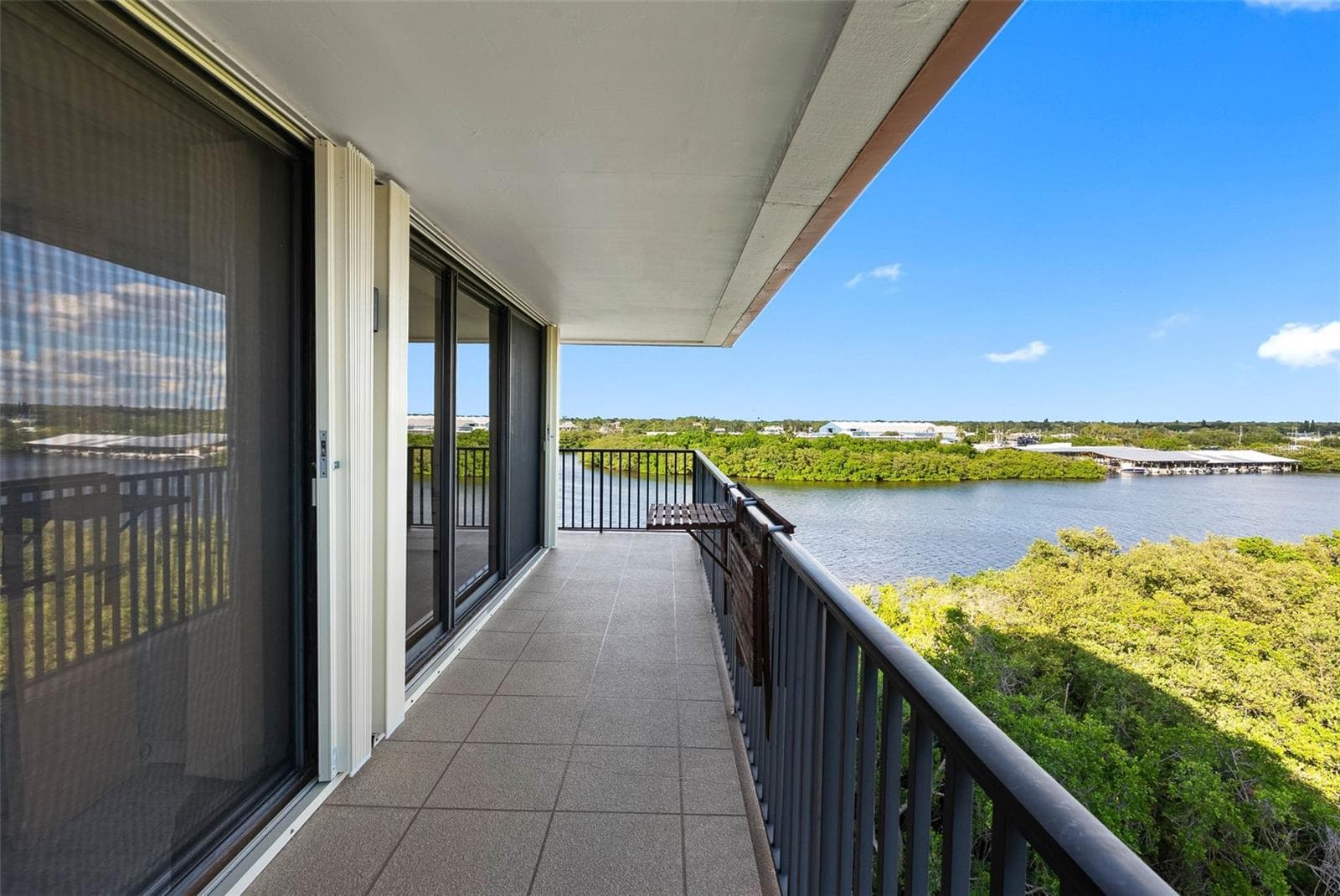 Condominium at 2700 BAYSHORE BLVD #9405, DUNEDIN, photo 37 of 47