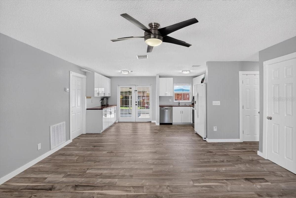 Single Family Residence at 6205 FAIRWAY BLVD, APOLLO BEACH, photo 3 of 42