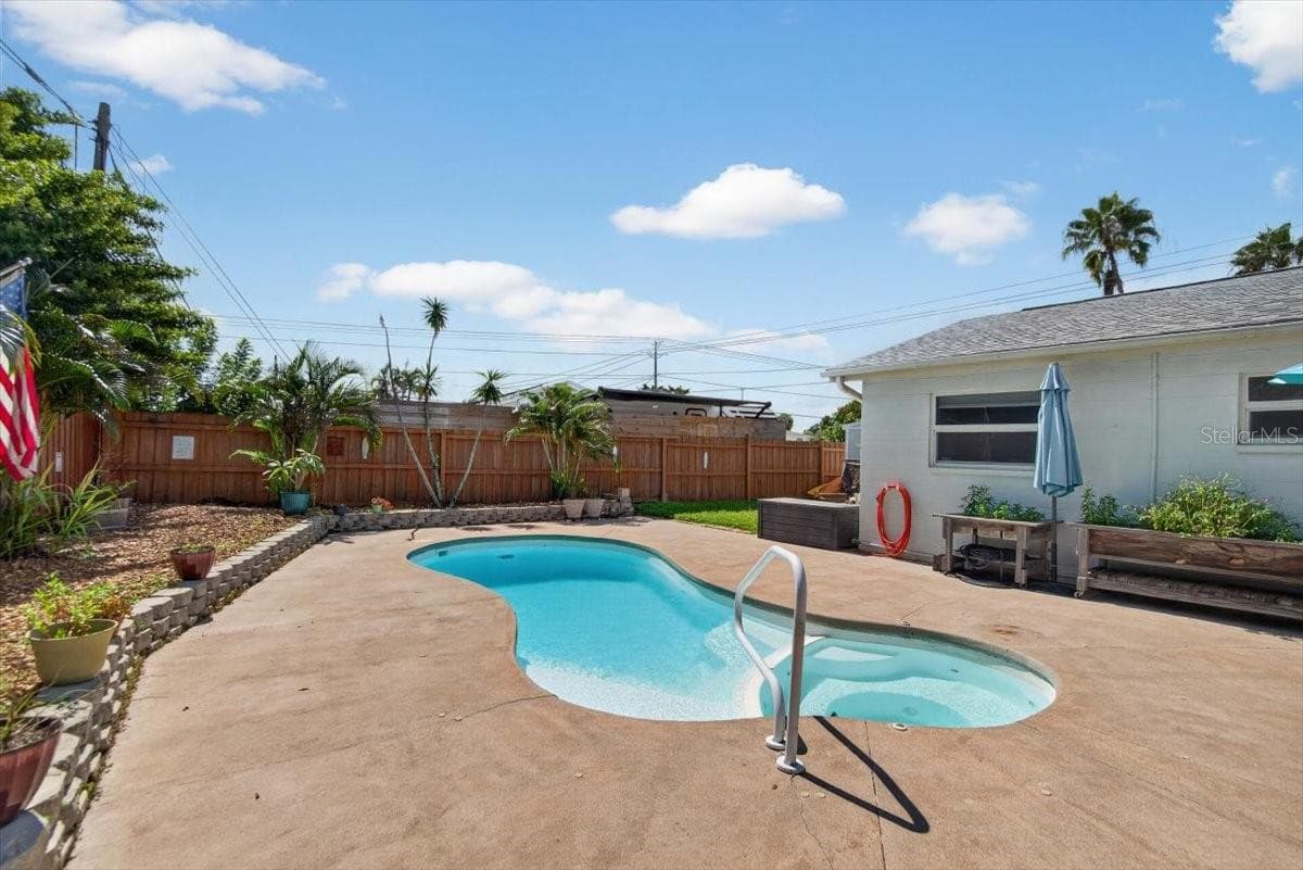 Single Family Residence at 6205 FAIRWAY BLVD, APOLLO BEACH, photo 21 of 42