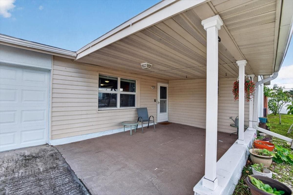 Single Family Residence at 6205 FAIRWAY BLVD, APOLLO BEACH, photo 23 of 42