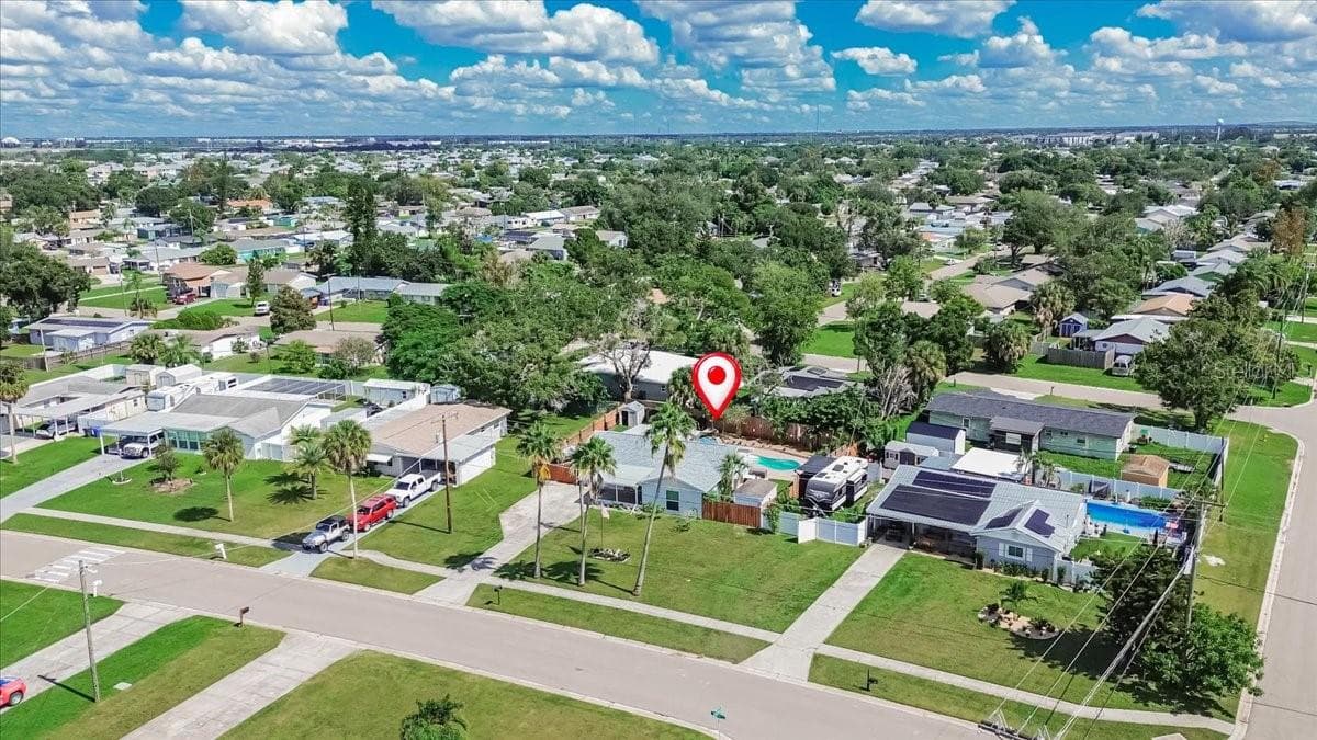 Single Family Residence at 6205 FAIRWAY BLVD, APOLLO BEACH, photo 37 of 42