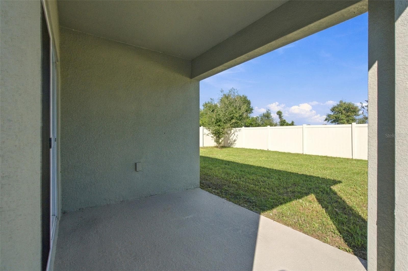 Enclosed porch - 2566 TRINIDAD RD, HAINES CITY