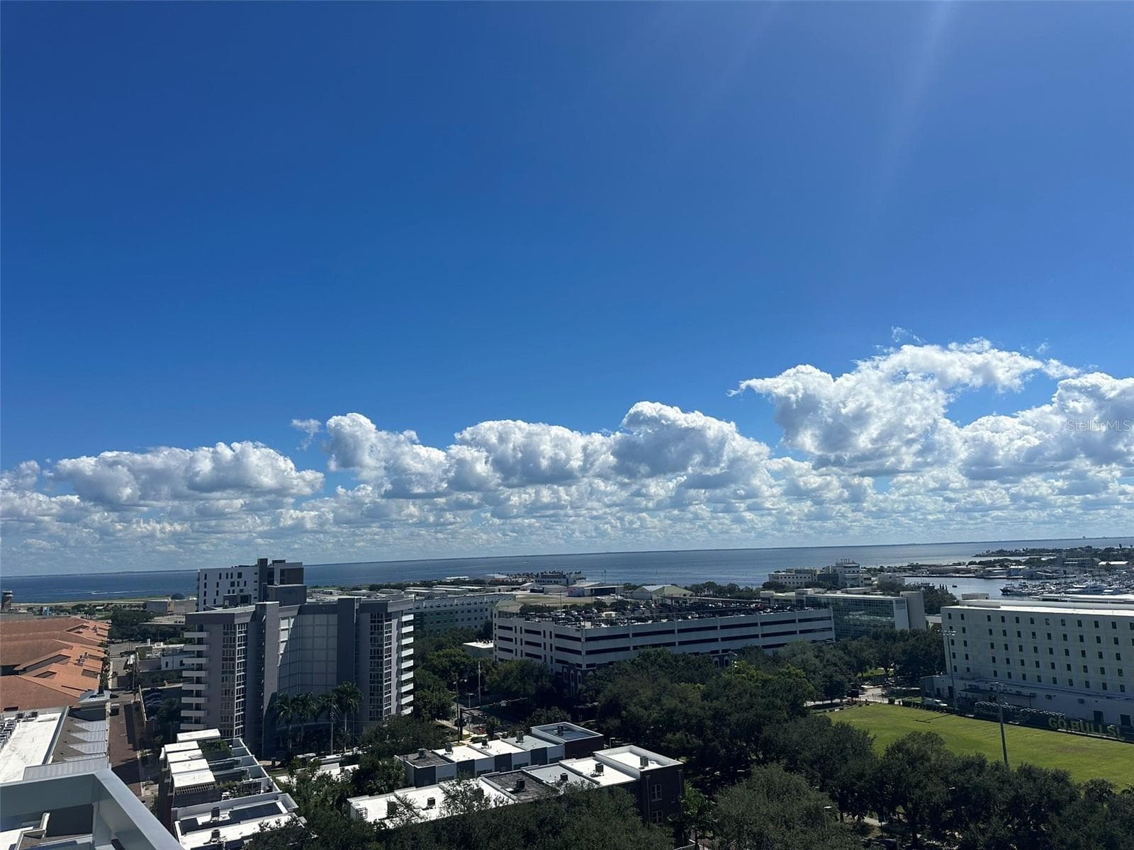 Condominium at 400 4TH AVE S #1207, ST PETERSBURG, photo 16 of 56