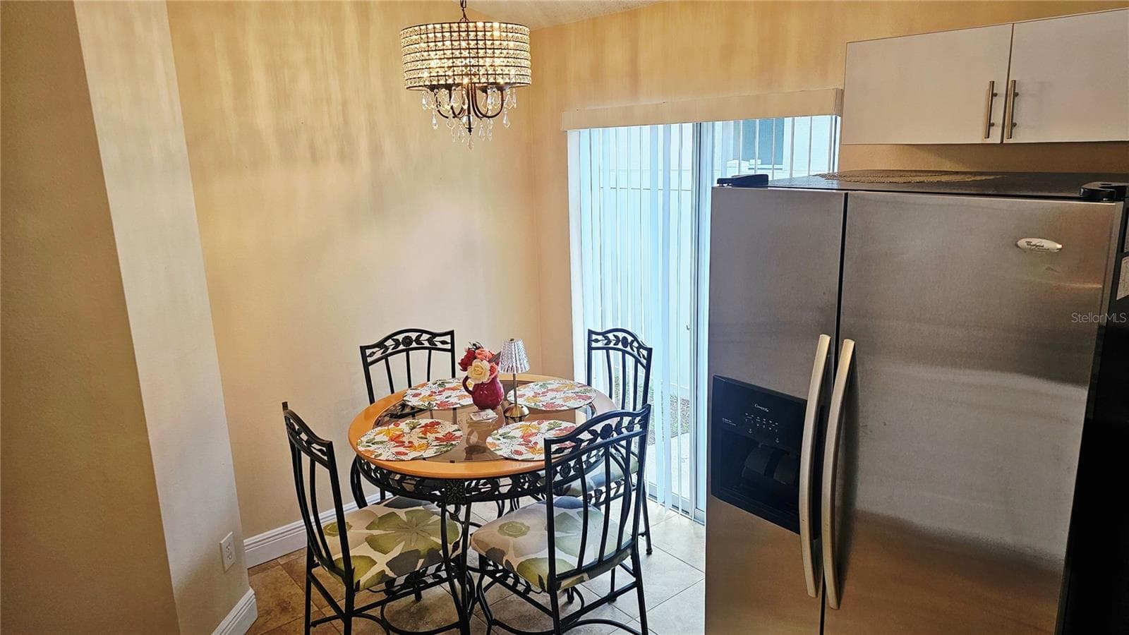 Breakfast Nook & Patio Access - 8632 FOLEY DR, ORLANDO