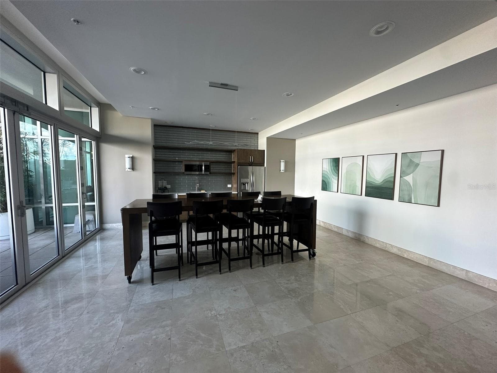 Condominium at 400 4TH AVE S #1207, ST PETERSBURG, photo 46 of 56