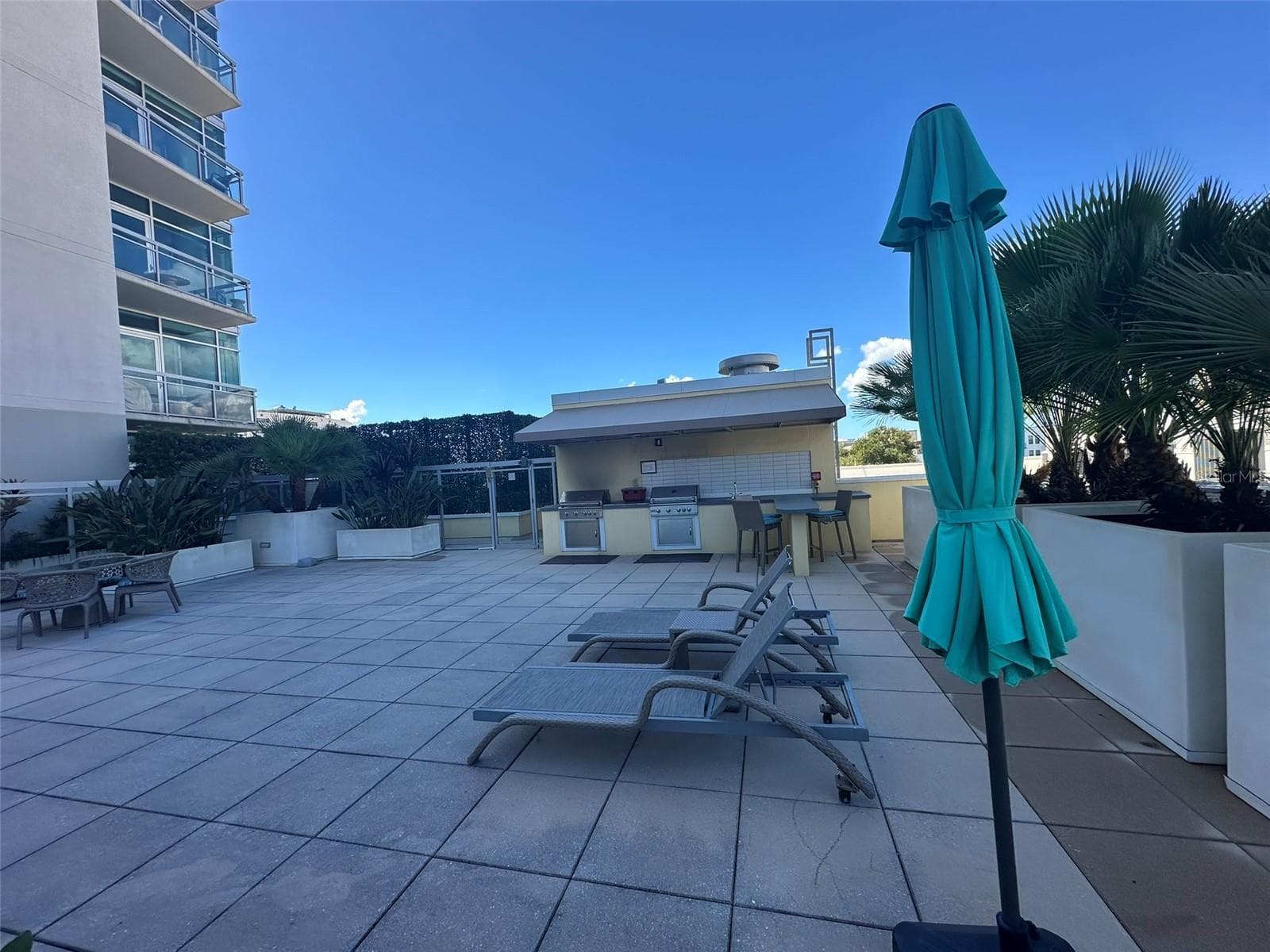 Condominium at 400 4TH AVE S #1207, ST PETERSBURG, photo 51 of 56